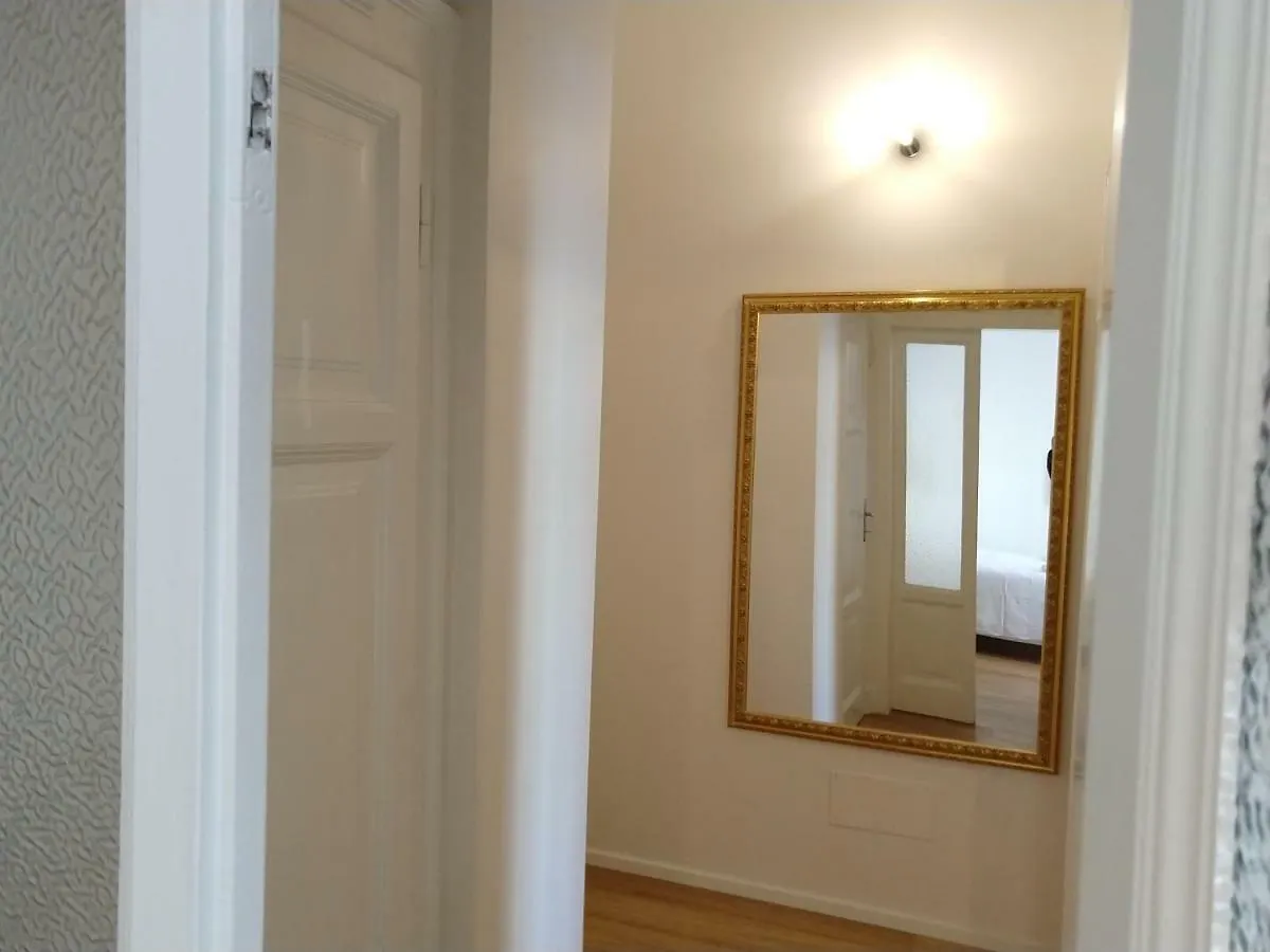Grey Design Suite Milano